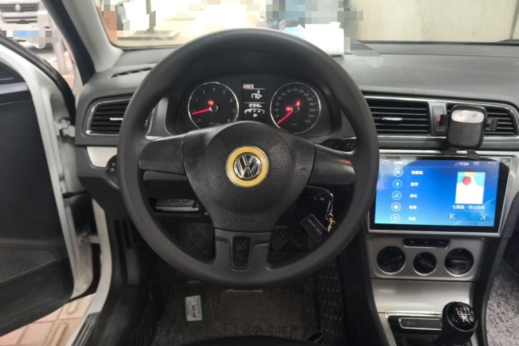 Used Volkswagen Lavida 2013 Restyled Classic 1.6L Manual Comfort Edition Steering Wheel