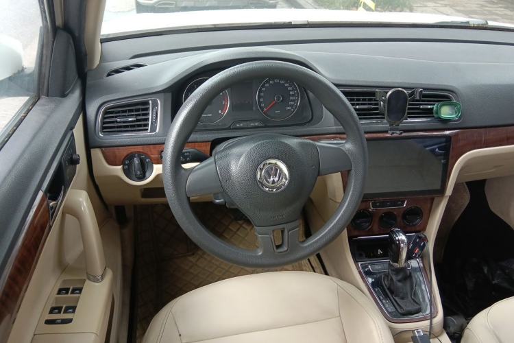 Used Volkswagen Lavida 2013 1.4TSI DSG Comfort Edition Steering Wheel