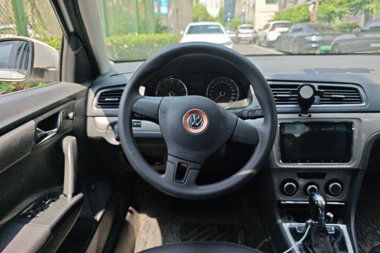 Used Volkswagen Lavida 2013 Restyled Classic 1.6L Automatic Comfort Edition Steering Wheel