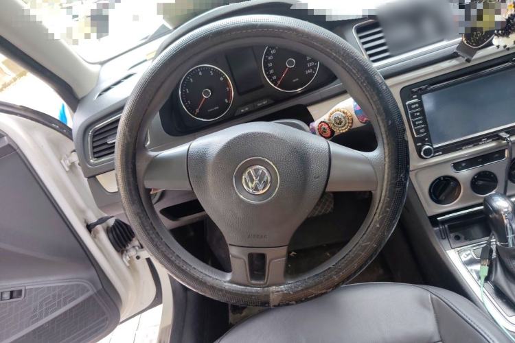 Used Volkswagen Lavida 2013 Restyled Classic 1.6L Automatic Comfort Edition Steering Wheel