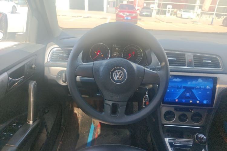 Used Volkswagen Lavida 2013 Restyled Classic 1.6L Manual Comfort Edition Steering Wheel