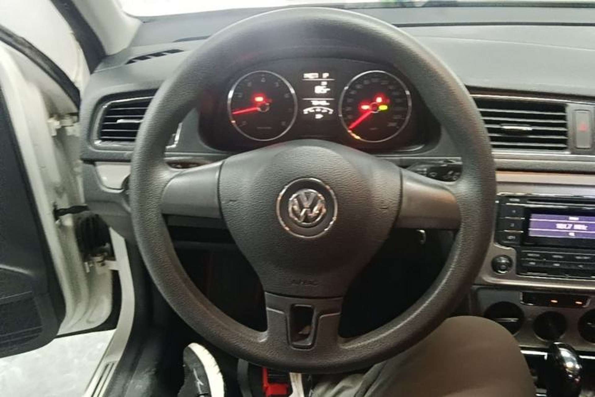 Used Volkswagen Lavida 2013 Restyled Classic 1.6L Automatic Comfort Edition Steering Wheel