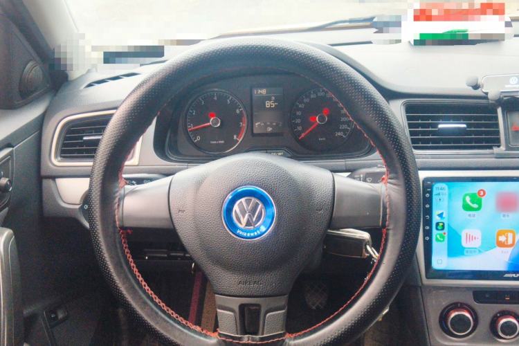 Used Volkswagen Lavida 2013 Revised Classic 1.6L Manual Fashion Edition Steering Wheel