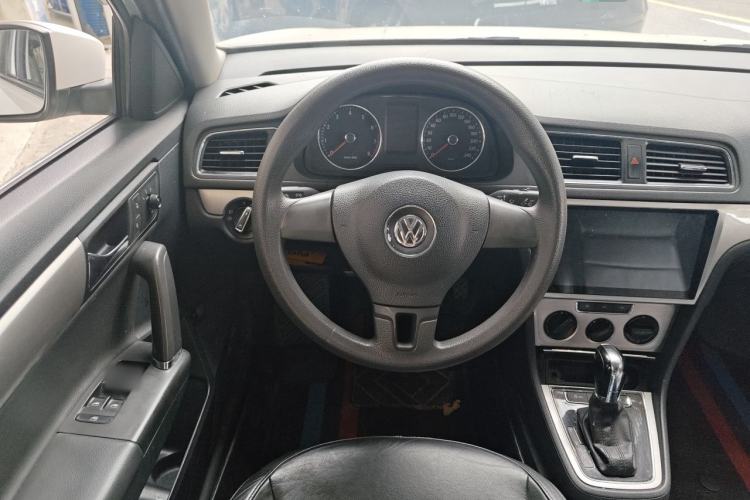 Used Volkswagen Lavida 2013 Restyled Classic 1.6L Automatic Comfort Edition Steering Wheel