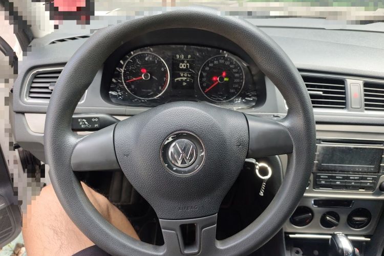 Used Volkswagen Lavida 2013 Revised Version 1.4 TSI DSG Comfort Edition Steering Wheel