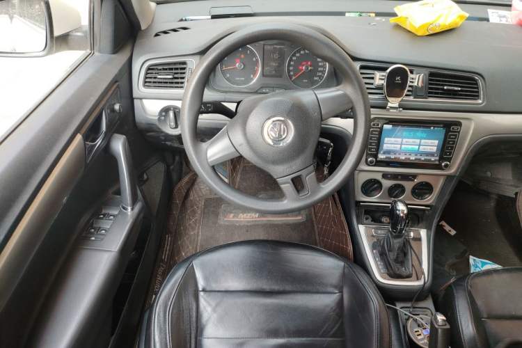 Used Volkswagen Lavida 2013 Restyled Classic 1.6L Automatic Comfort Edition Steering Wheel