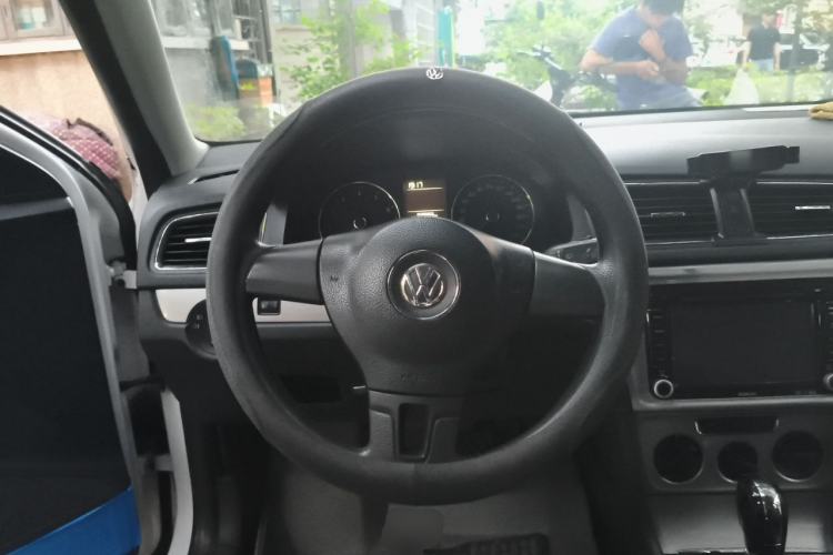 Used Volkswagen Lavida 2013 Restyled Classic 1.6L Automatic Comfort Edition Steering Wheel