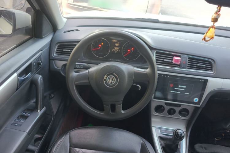 Used Volkswagen Lavida 2013 Restyled Classic 1.6L Manual Comfort Edition Steering Wheel