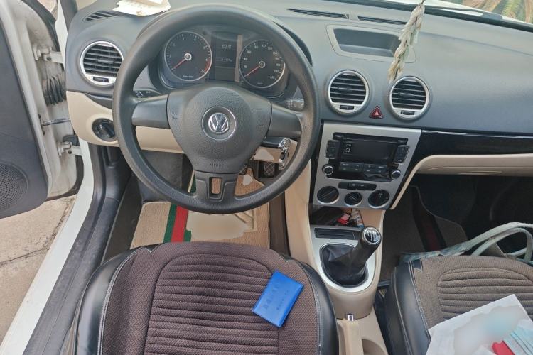 Used Volkswagen Lavida 2013 Classic 1.6L Manual Fashion Edition Steering Wheel