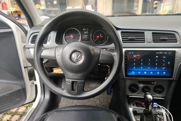 Used Volkswagen Lavida 2013 1.4TSI DSG Comfort Edition Steering Wheel