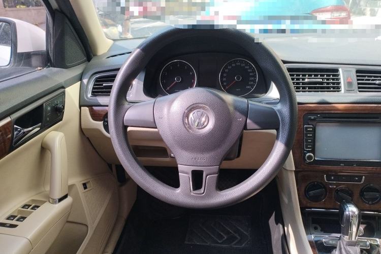 Used Volkswagen Lavida 2013 Restyled Classic 1.6L Automatic Comfort Edition Steering Wheel