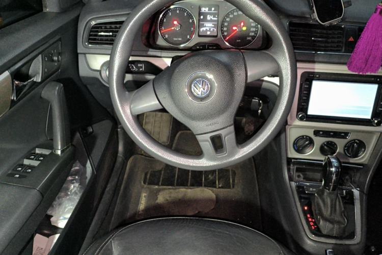 Used Volkswagen Lavida 2013 Revised Version 1.4 TSI DSG Comfort Edition Steering Wheel