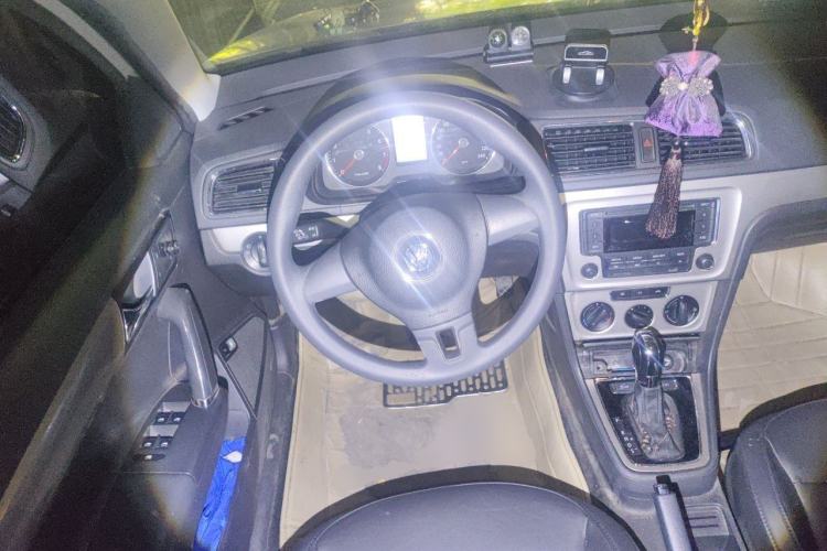 Used Volkswagen Lavida 2013 Restyled Classic 1.6L Automatic Comfort Edition Steering Wheel