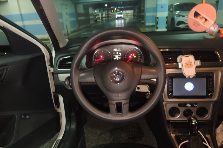 Used Volkswagen Lavida 2013 Restyled Classic 1.6L Automatic Comfort Edition Steering Wheel