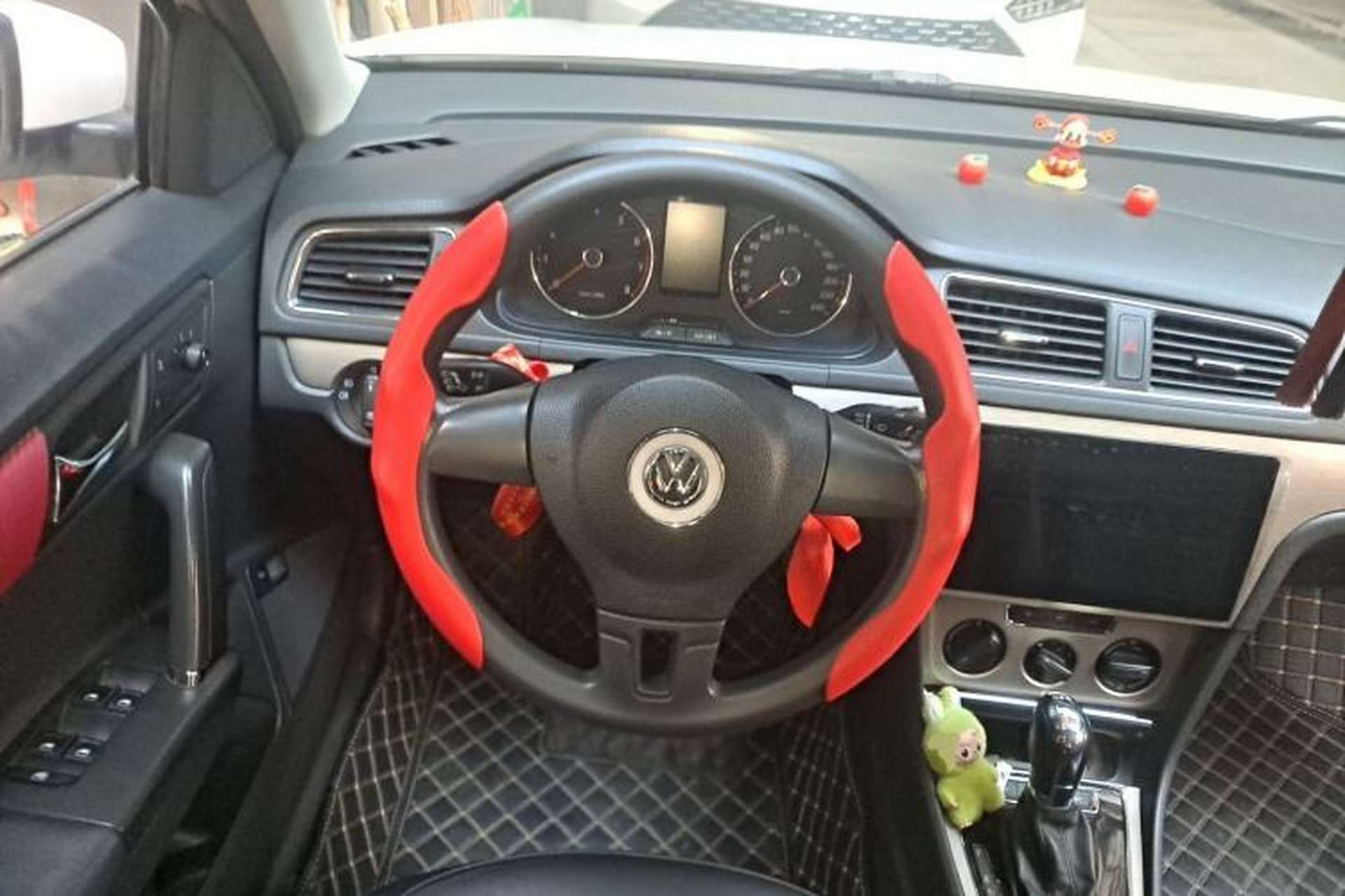 Used Volkswagen Lavida 2013 Revised Version 1.4 TSI DSG Comfort Edition Steering Wheel