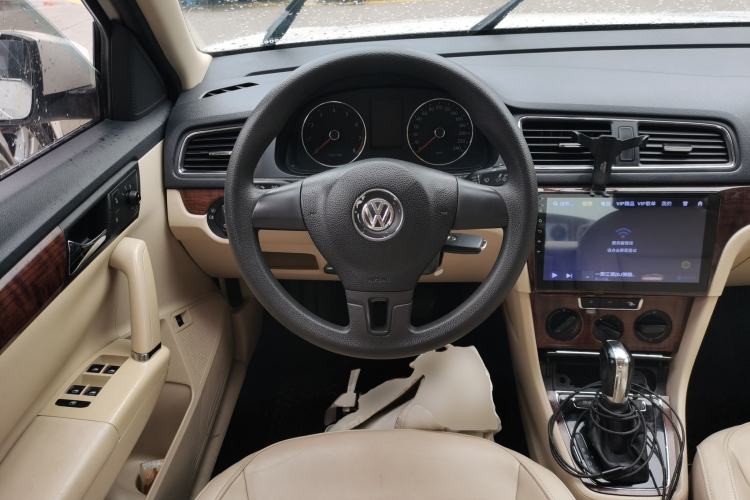 Used Volkswagen Lavida 2013 Restyled Classic 1.6L Automatic Comfort Edition Steering Wheel