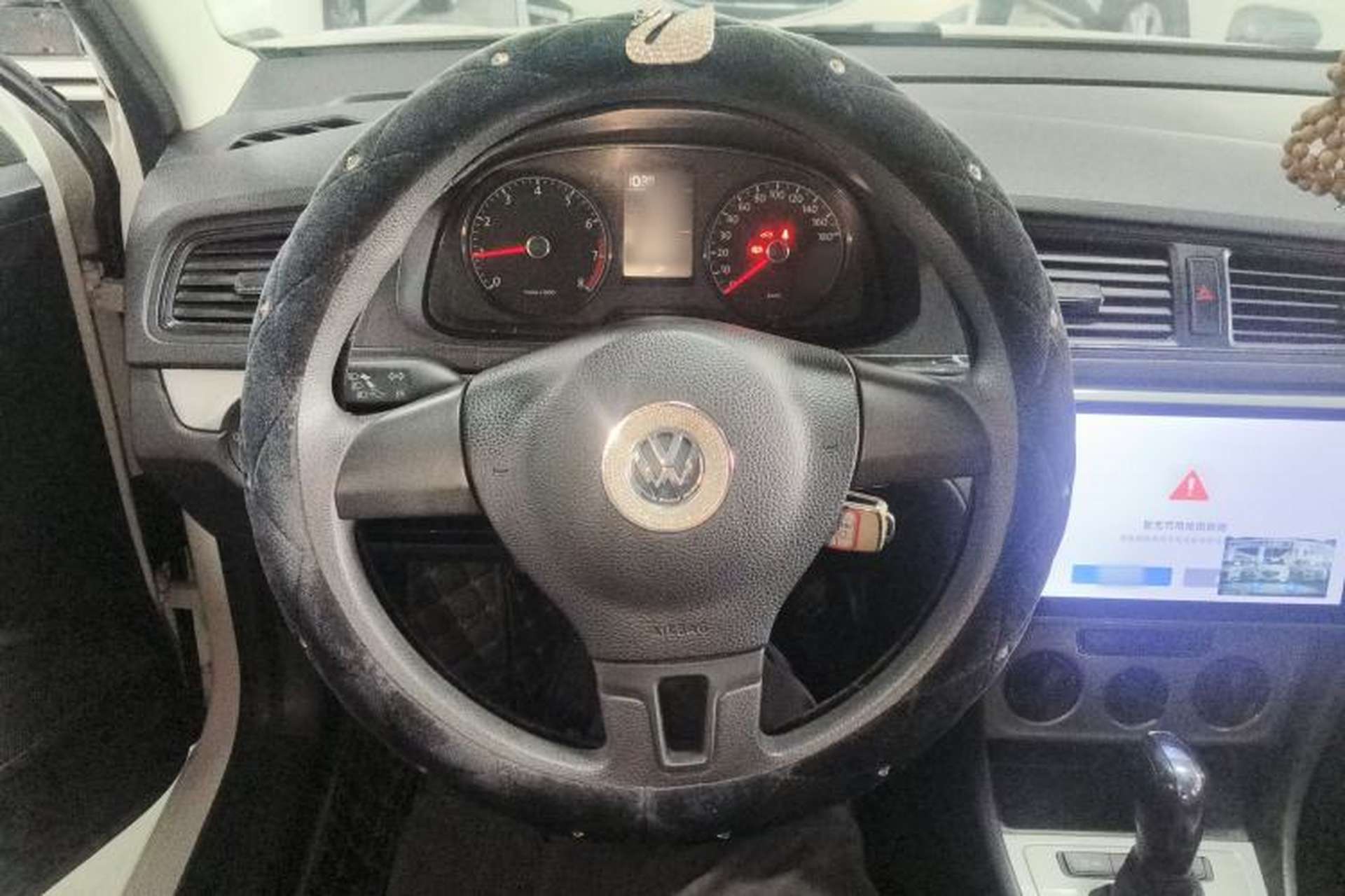Used Volkswagen Lavida 2013 Revised Classic 1.6L Automatic Fashion Edition Steering Wheel