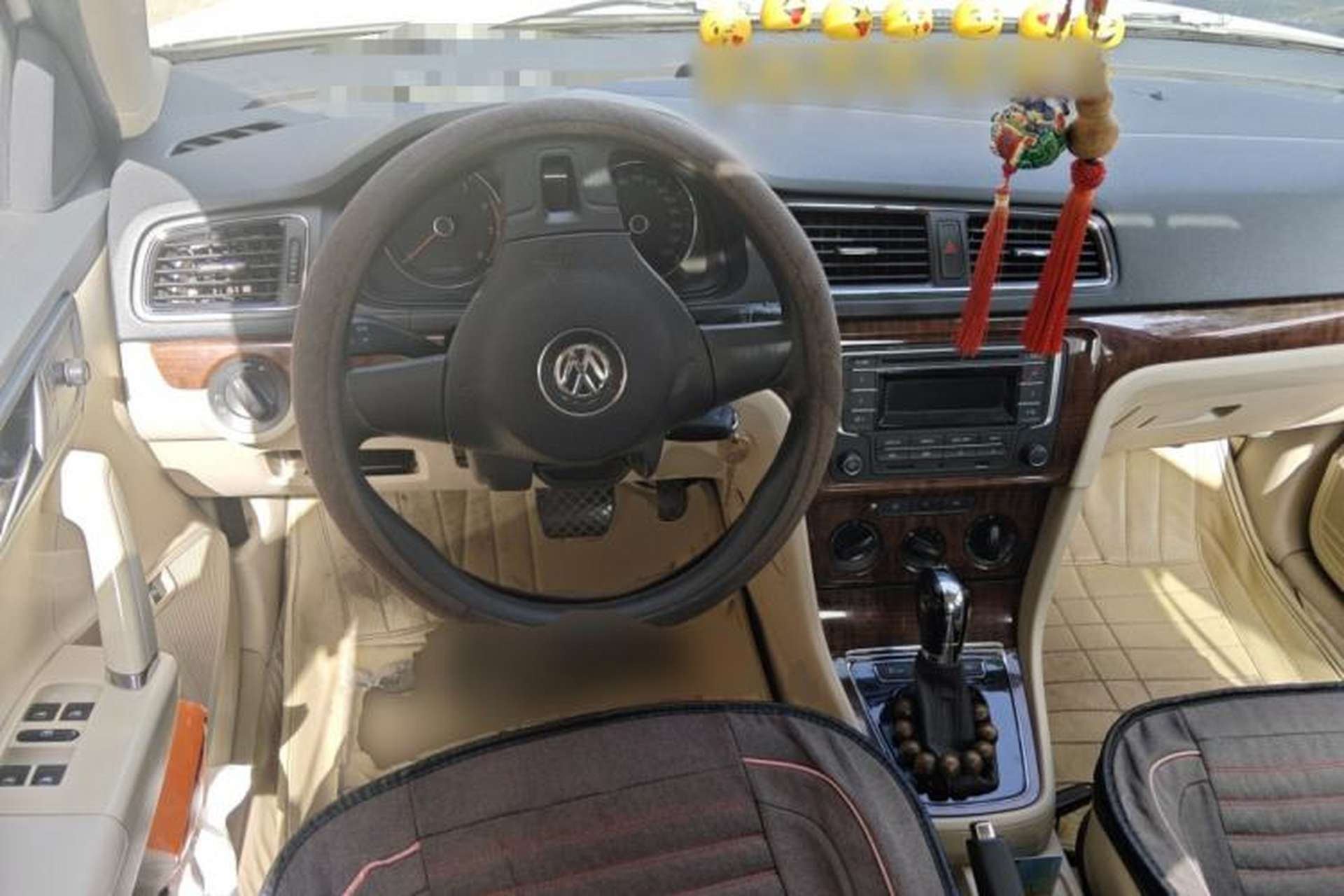 Used Volkswagen Lavida 2013 1.4TSI DSG Comfort Edition Steering Wheel