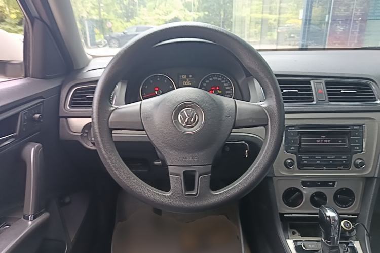 Used Volkswagen Lavida 2013 Restyled Classic 1.6L Automatic Comfort Edition Steering Wheel