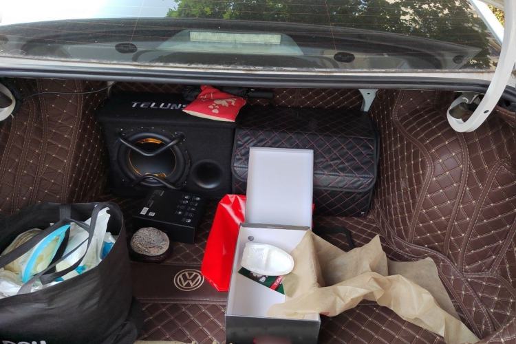 Used Volkswagen Lavida 2013 Restyled Classic 1.6L Manual Comfort Edition Trunk