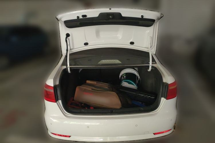 Used Volkswagen Lavida 2013 1.4TSI DSG Comfort Edition Trunk