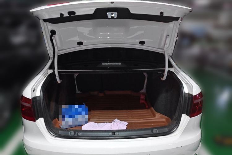 Used Volkswagen Lavida 2013 Restyled Classic 1.6L Automatic Comfort Edition Trunk