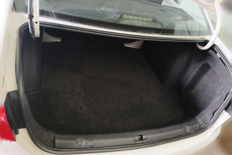 Used Volkswagen Lavida 2013 Restyled Classic 1.6L Automatic Comfort Edition Trunk