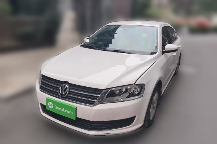 Used Volkswagen Lavida 2013 Revised Classic 1.6L Automatic Fashion Edition Guazi used car, China used car export, Used car for sale, Used cars, Cheapest cars for sale
