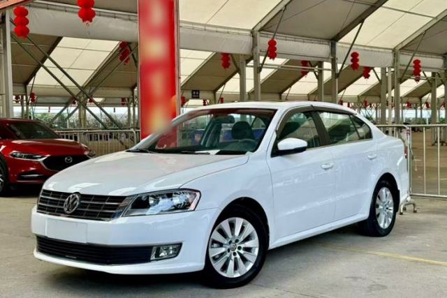 Used Volkswagen Lavida 2013 Restyled Classic 1.6L Automatic Comfort Edition