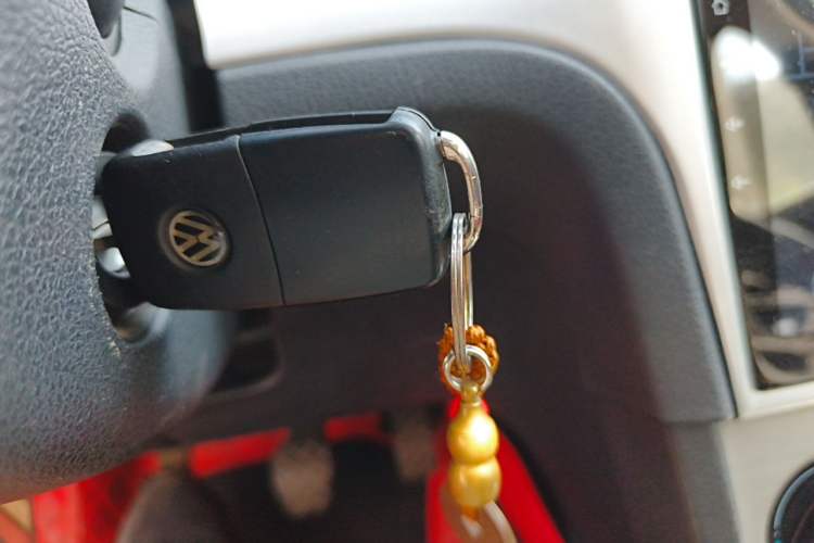 Used Volkswagen Lavida 2013 Restyled Classic 1.6L Manual Comfort Edition Vehicle Key