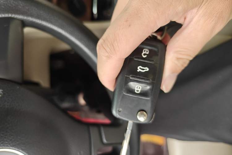 Used Volkswagen Lavida 2013 1.4TSI DSG Comfort Edition Vehicle Key