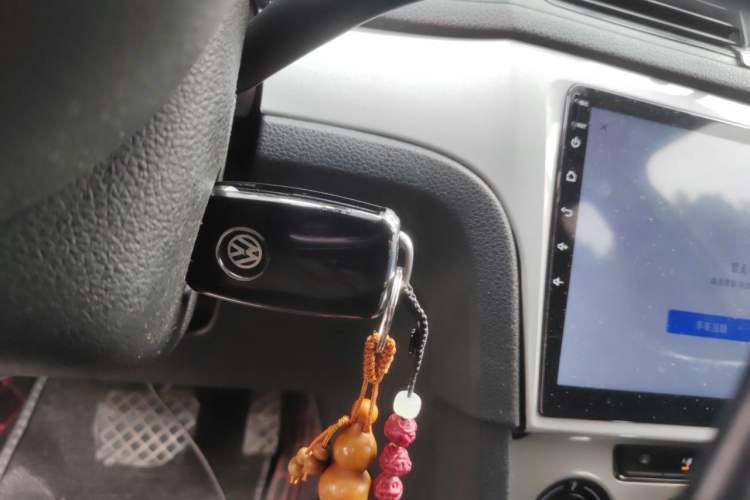 Used Volkswagen Lavida 2013 Revised Classic 1.6L Automatic Fashion Edition Vehicle Key