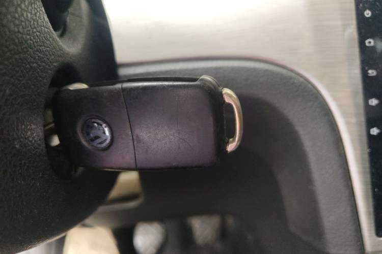 Used Volkswagen Lavida 2013 1.4TSI Manual Comfort Edition Vehicle Key