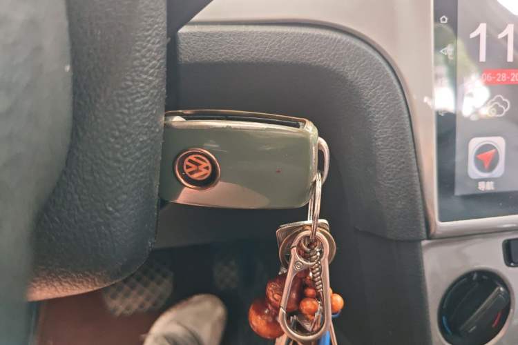 Used Volkswagen Lavida 2013 1.6L Automatic Fashion Edition Vehicle Key