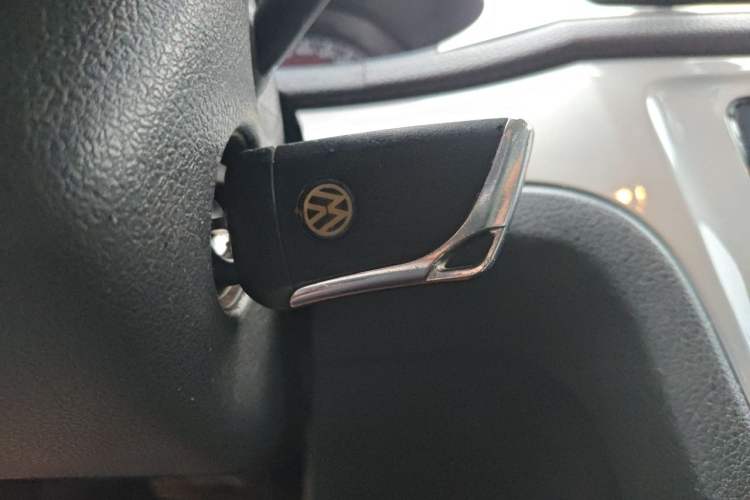 Used Volkswagen Lavida 2013 Revised Classic 1.6L Manual Fashion Edition Vehicle Key