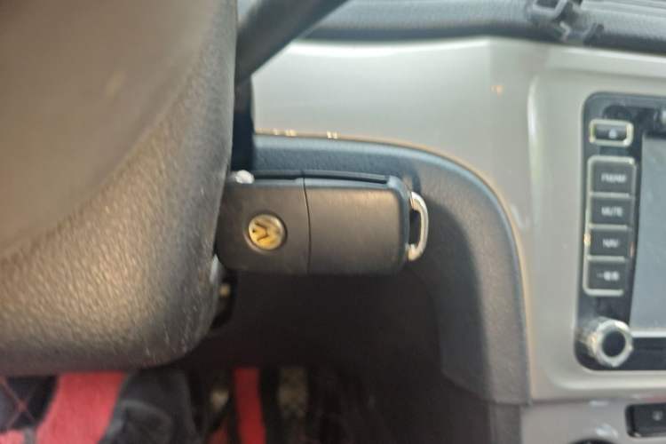Used Volkswagen Lavida 2013 Revised Classic 1.6L Automatic Fashion Edition Vehicle Key