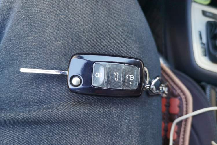 Used Volkswagen Lavida 2013 Revised Classic 1.6L Automatic Fashion Edition Vehicle Key