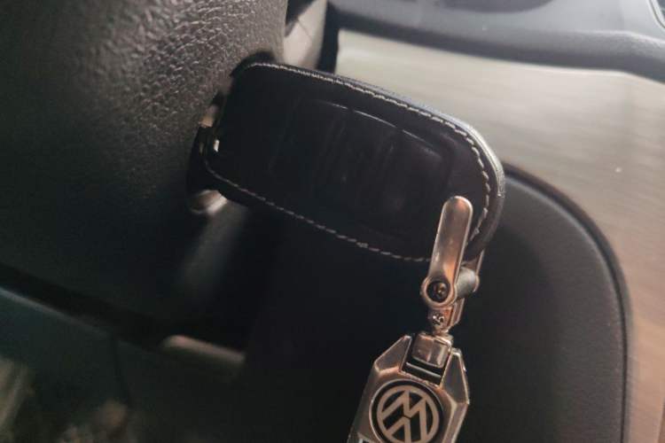 Used Volkswagen Lavida 2013 Revised Classic 1.6L Manual Fashion Edition Vehicle Key