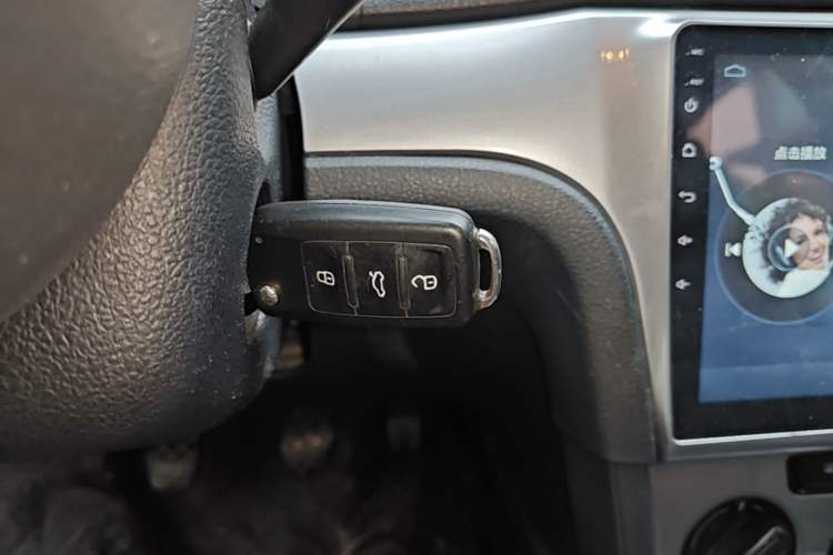 Used Volkswagen Lavida 2013 Revised Classic 1.6L Manual Fashion Edition Vehicle Key