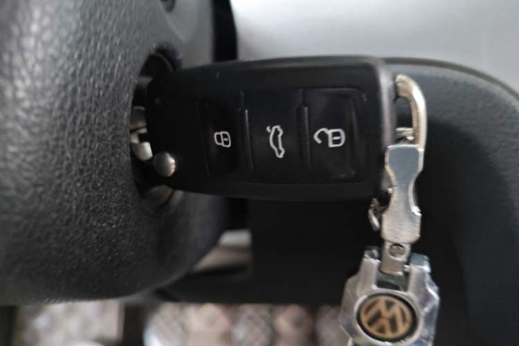 Used Volkswagen Lavida 2013 Revised Classic 1.6L Manual Fashion Edition Vehicle Key