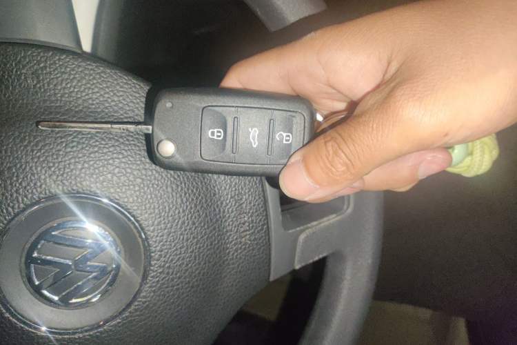 Used Volkswagen Lavida 2013 Restyled Classic 1.6L Automatic Comfort Edition Vehicle Key