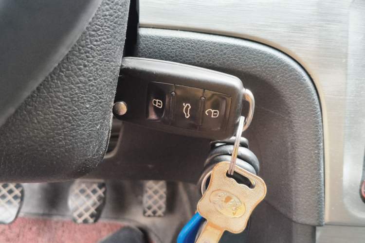 Used Volkswagen Lavida 2013 Revised Version 1.4 TSI Manual Comfort Edition Vehicle Key
