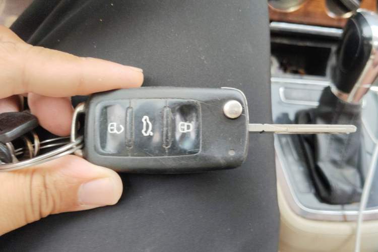 Used Volkswagen Lavida 2013 Restyled Classic 1.6L Automatic Comfort Edition Vehicle Key