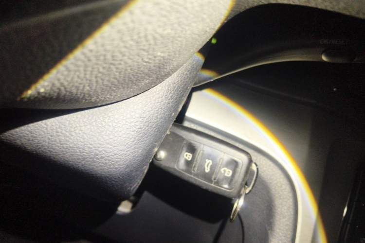 Used Volkswagen Lavida 2013 Restyled Classic 1.6L Automatic Comfort Edition Vehicle Key