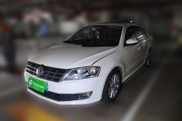 Used Volkswagen Lavida 2013 Restyled Classic 1.6L Manual Comfort Edition Guazi used car, China used car export, Used car for sale, Used cars, Cheapest cars for sale