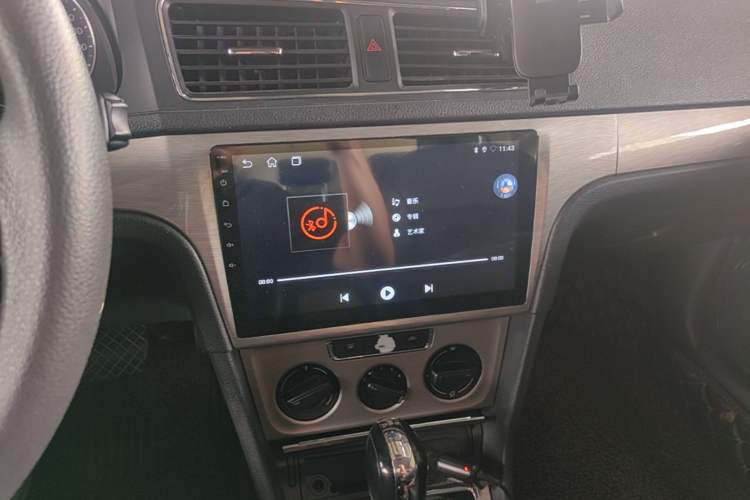 Used Volkswagen Lavida 2013 Revised Version 1.4 TSI DSG Comfort Edition Audio And AC Panel