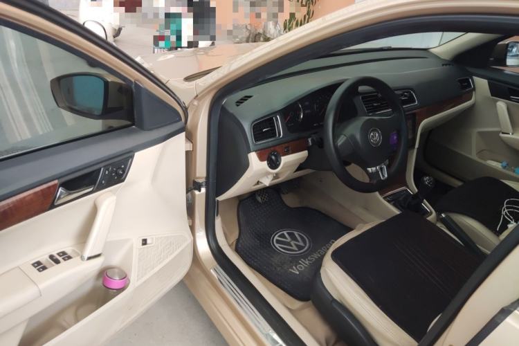 Used Volkswagen Lavida 2013 1.6L Manual Fashion Edition Driver Seat