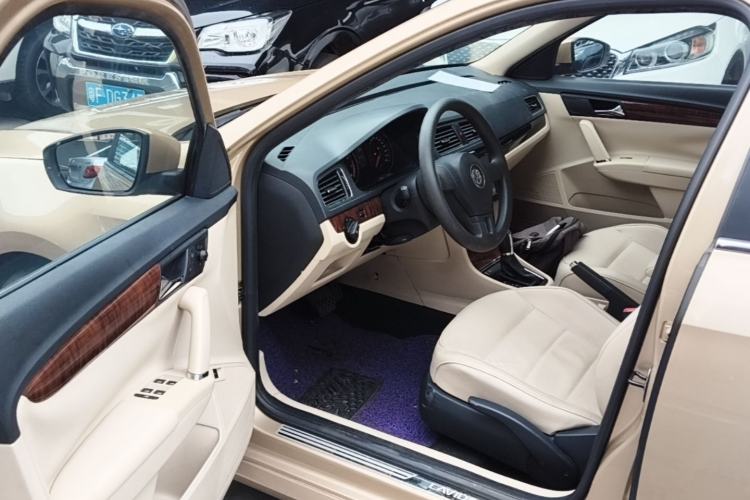 Used Volkswagen Lavida 2013 Restyled Classic 1.6L Automatic Comfort Edition Driver Seat