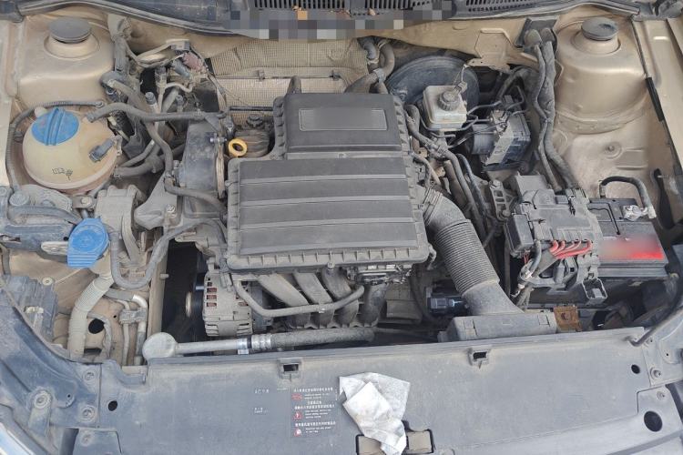 Used Volkswagen Lavida 2013 Restyled Classic 1.6L Automatic Comfort Edition Engine Bay