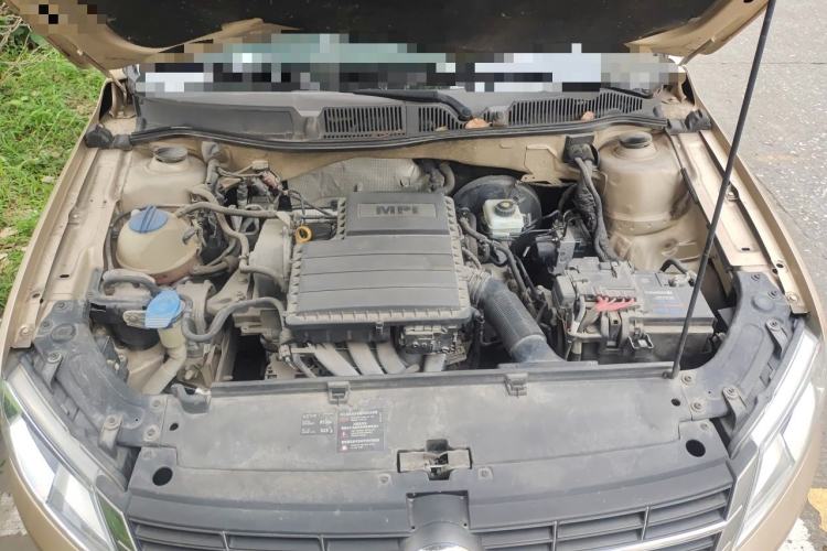 Used Volkswagen Lavida 2013 Restyled Classic 1.6L Automatic Comfort Edition Engine Bay